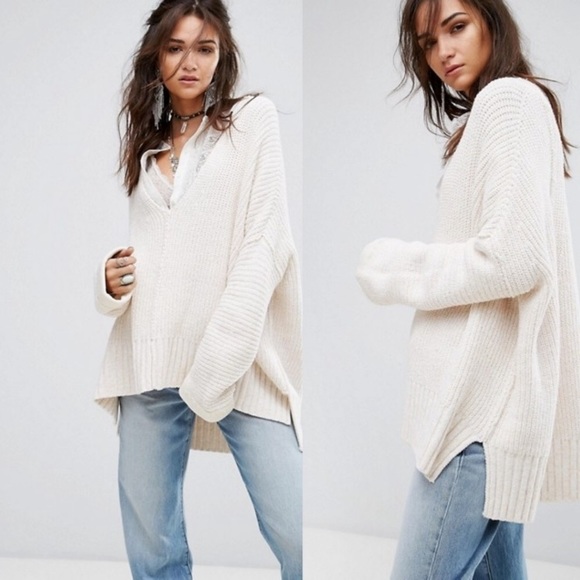 Free People Sweaters - 🌟 HP Free People ‘take me over’ sweater! EUC